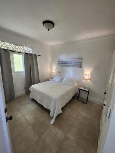 The Victorian Luxury Ocean View Condo 2BR