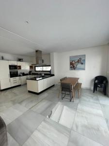 Malabata Hills Gem Spacious 3BR, Private Terrace