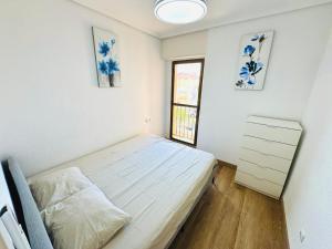 La Mata Beachfront Apartment with Sea View and Pool