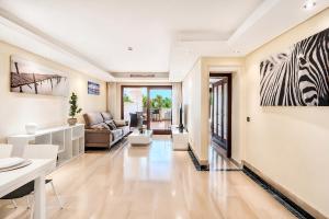 BP4A.2B - Beachfront 2BR with Terrace Gardens