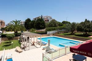 Spacious 3 bedroom apartment in Alvor