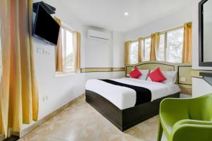 Hotel O Floatel International Beach Resort