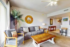 Waterfront resort condo w a shared heated pool fitness room & theater