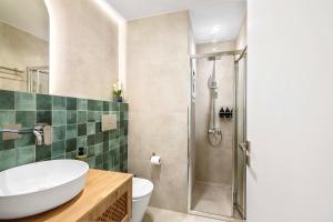 Spacious 65m 2BR Apartment near Marina Zeas