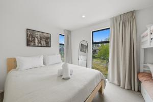 Central Apartment Family-Friendly - HS20320