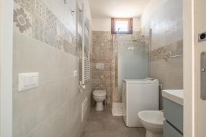 Sea View Terrace - Free Parking - Modern Apt for 4 guests