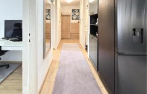 3 Bedroom Pet Friendly Apartment In Rijeka