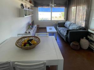 Apartamento reformado con jardín y terraza frente al mar en Cap Ras, cerca de Llançà, acepta mascotas - ES-170-29