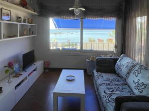 Apartamento reformado con jardín y terraza frente al mar en Cap Ras, cerca de Llançà, acepta mascotas - ES-170-29
