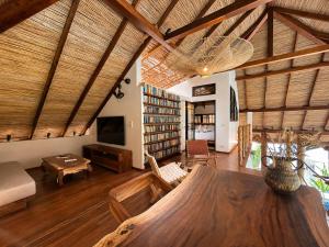 Tropical Architect Villa - Pool, Sauna & Pétanque