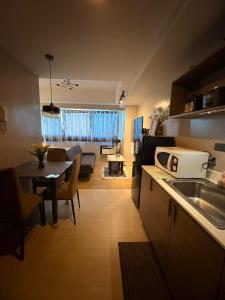 Monte Carlo Lounge Two
