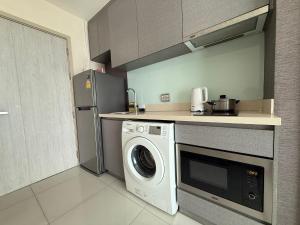 BTS Thong Lor Central High -rise Condo