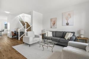 2026 build AC Modern 3BR near South Health Campus