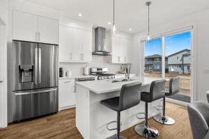 2026 build AC Modern 3BR near South Health Campus