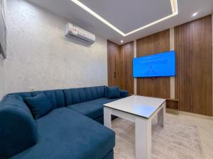 VELUXA 2 - Best of Tangier - Centric Flat