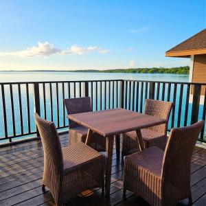 2 Bedroom & Study over Water Ivory Villa, Open Sea, Golden Palm Tree, Malaysia
