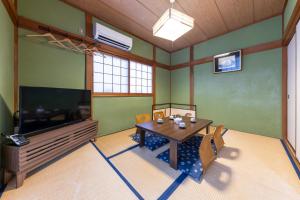 Nishikujo Private House near USJ