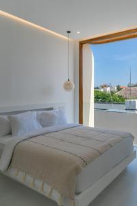 Maiora Hills - Chic 2BR Villa in Central Canggu, 4 Mins to Beach!