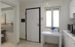 Awesome Home In Porto Cesareo With Wifi