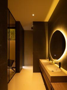 KW3 Modern Minimalism private villa