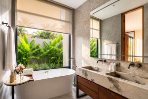 Trident-3 Villa in Batu Bolong