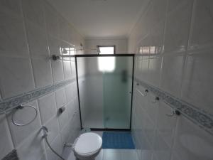 Apto pé na areia da Praia Caiçara, check-in flexível Até 6 pessoas