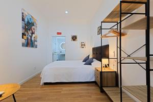 Ballena - Modern Apt - Near Bioparc by Río Turia Apartments
