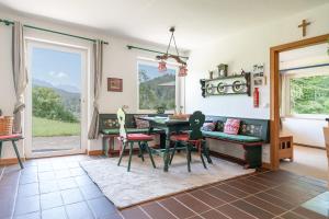 Auszeit am Walchensee mit Garten, Seeblick & Sauna