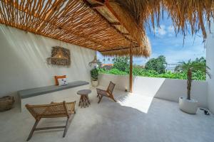 Casa Makana - Modern 2BR Island Boho Villa with Private Rooftop!