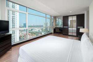 The Narathiwas Hotel & Residence Sathorn Bangkok