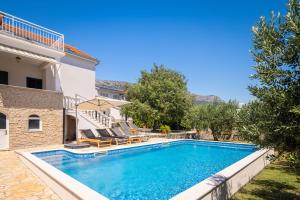 Holiday Home Nevera