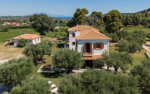 Oliva Cottage - Ideal for Families Close to Zakynthos Town