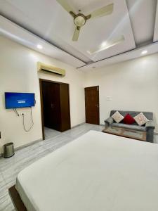 Vi Homes-A 3BHK HomeStay
