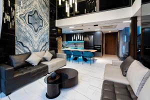 The Galleria Riverfront Suite - 3 Mins to Central D1