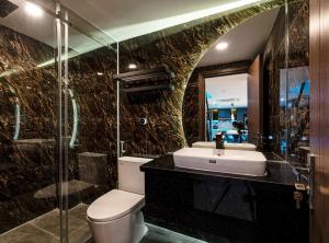 The Galleria Riverfront Suite - 3 Mins to Central D1
