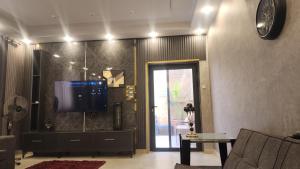 Jasmine chalet