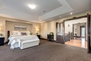 Westmount River Inn