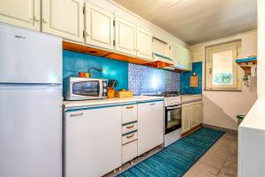 COSY VILLA Sea View and Garden