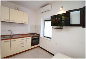 Apartment Karmela