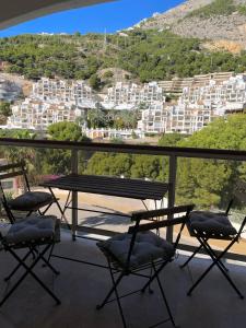 Estudio con piscina y balcón a 2 min de la playa en Mascarat Beach, Altea
