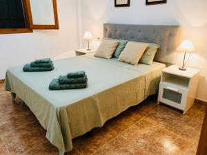 Family Apartment with Terrace 4 Min to Beach