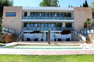 Almara Suites