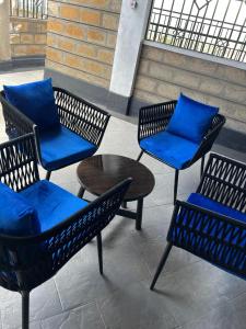 Noble Park Apartment