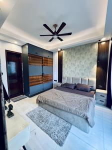 The Sky High Luxury 4BHK with Private Terrace