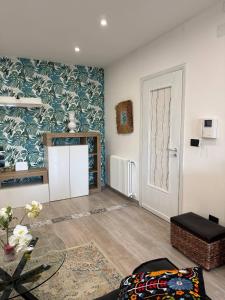 Charming Palermo Condo Central, Comfortable, and Convenient