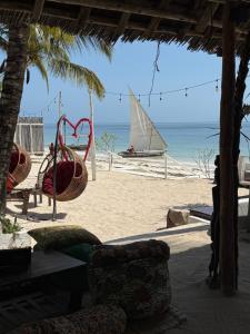 Moonshine Uroa Boutique Hotel