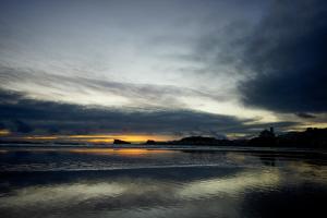 Azor Beach Lodge
