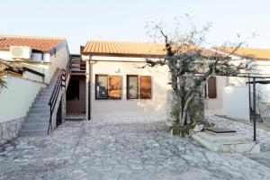 Apartments with parking space Crveni Vrh, Umag - 27216