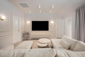 Luxury Villa Melanie near Split, heated pool