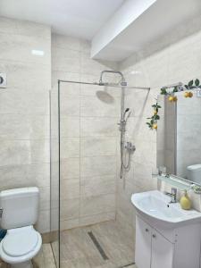Mamaia Nuba Summerland